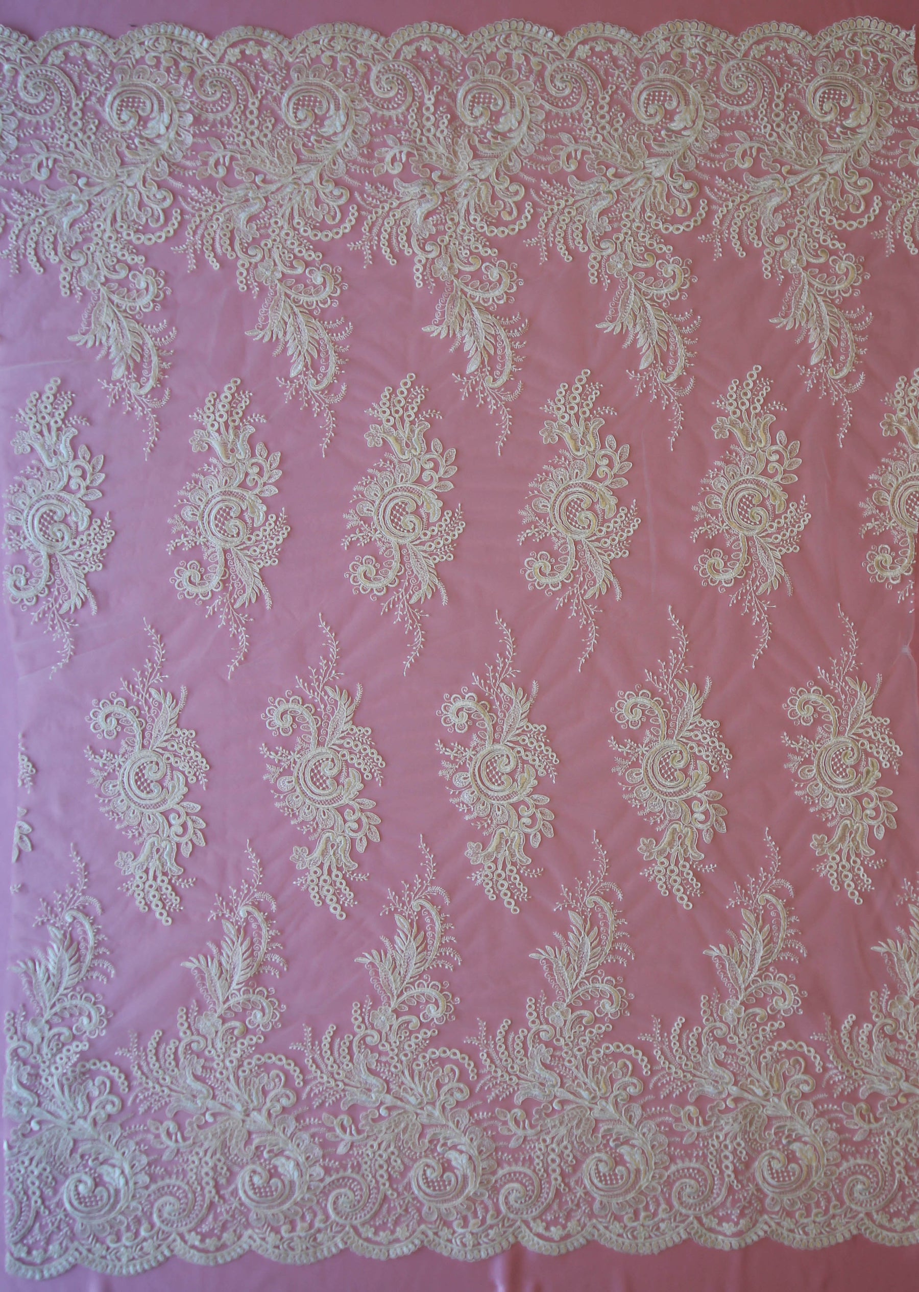 Dentelle Ivoire Cordonnée - Boh