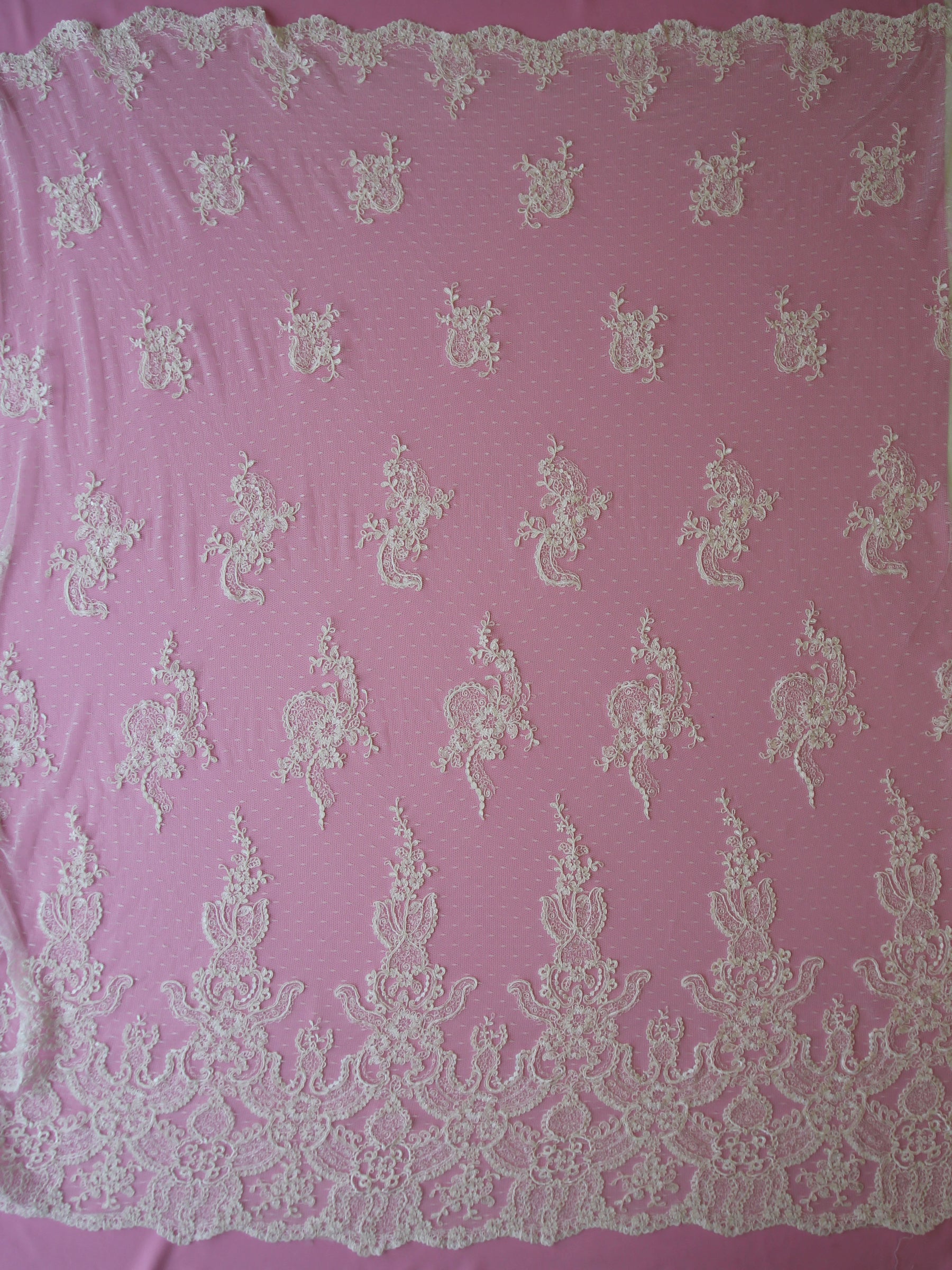 Dentelle Cordonnée Ivoire – Natalie