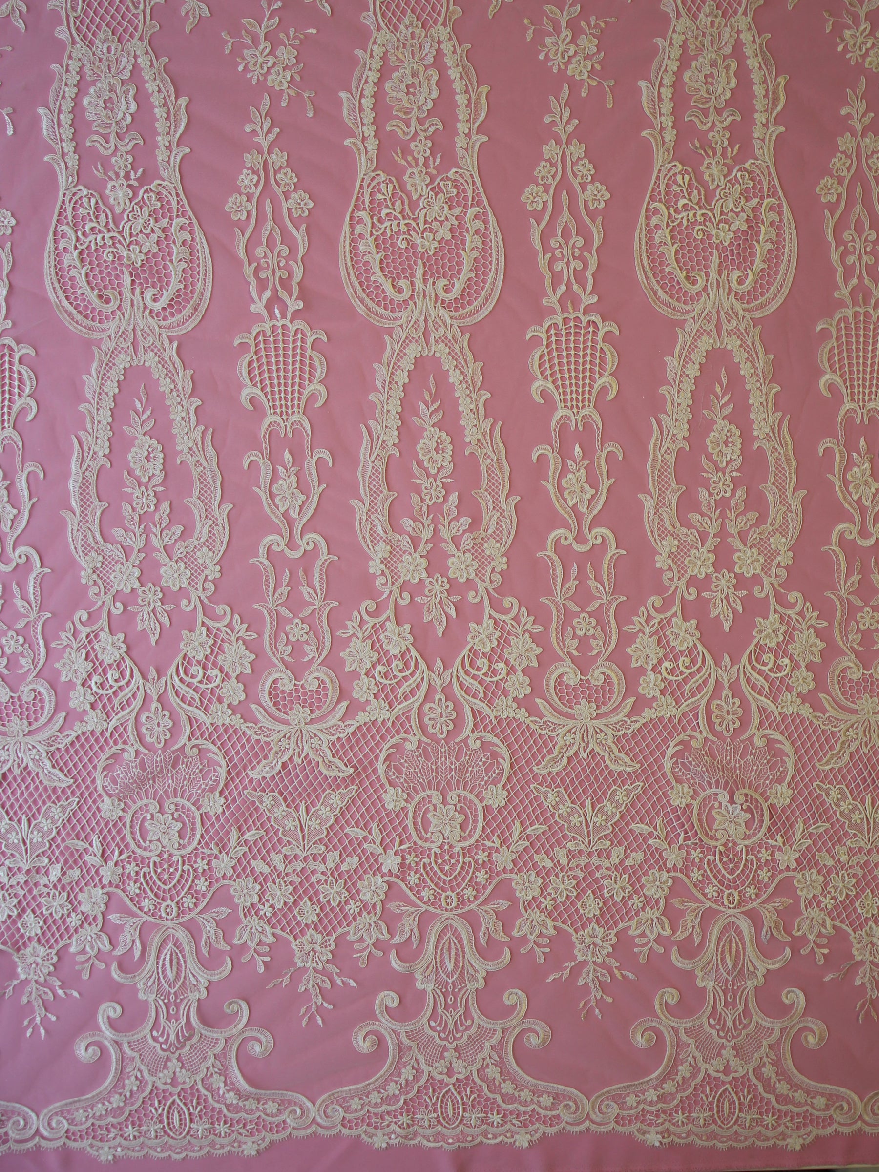 Dentelle Ivoire Cordon - Yolanda