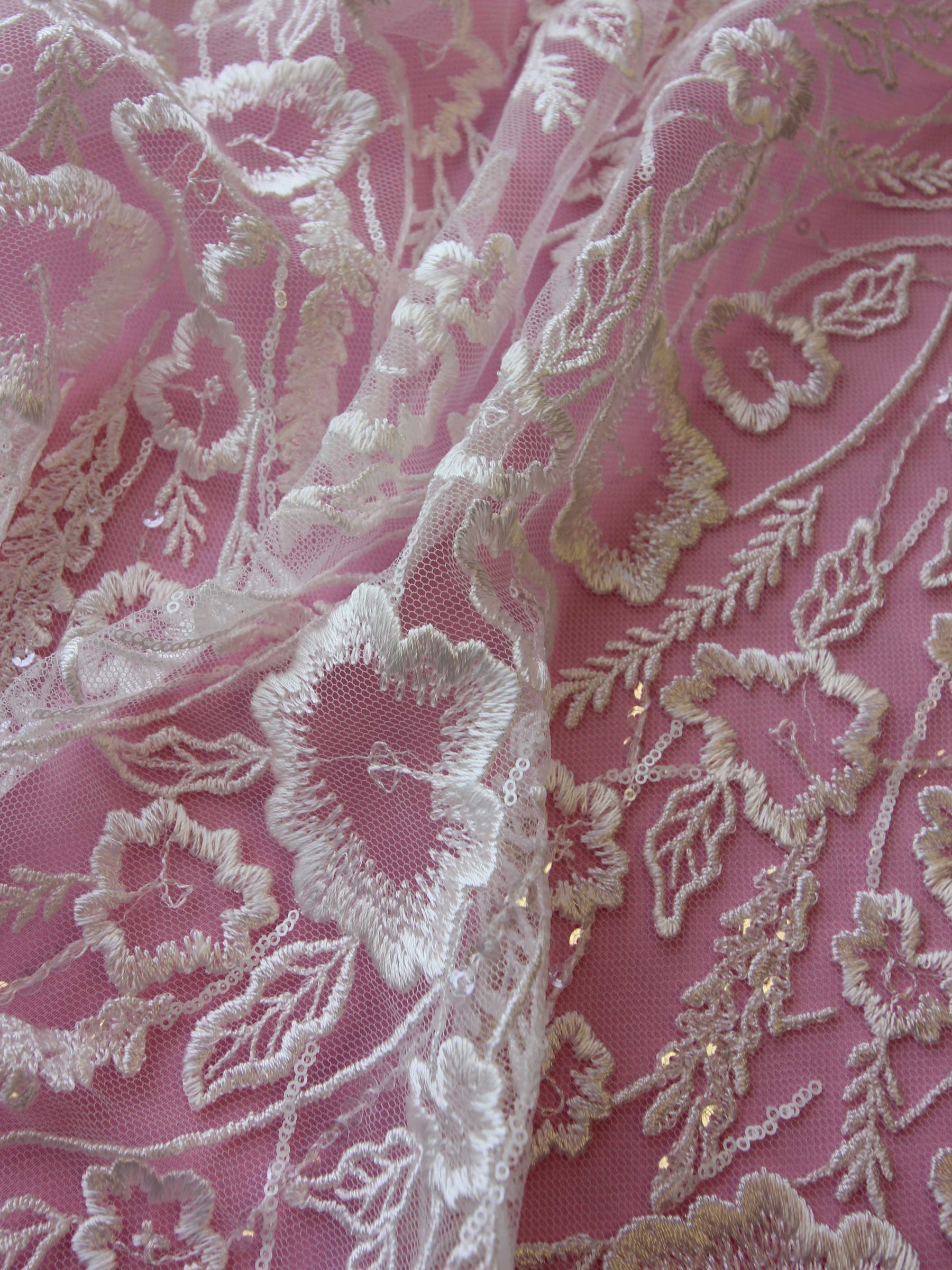 Dentelle Brodée Ivoire - Manette