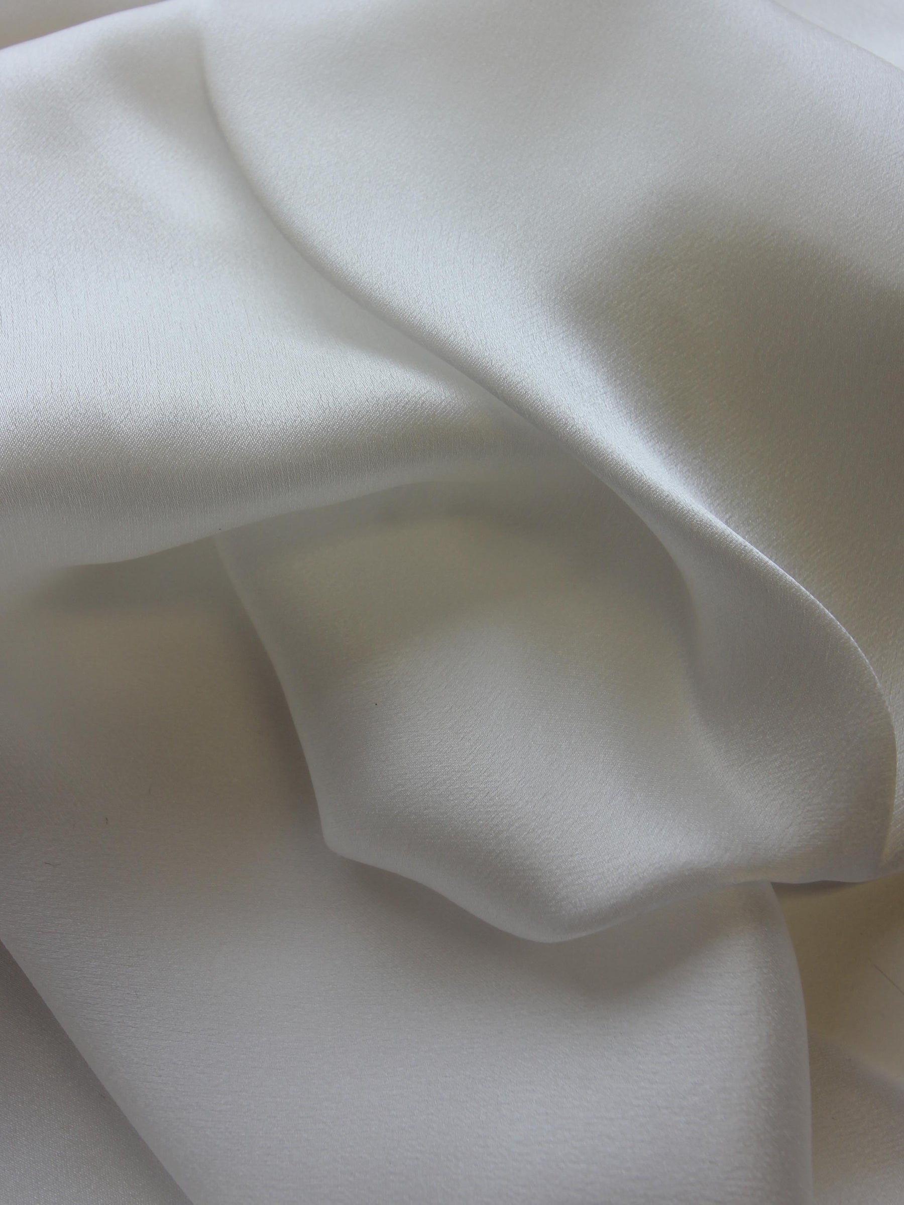 Chiffon de satin de soie Ivoire - Delicacy