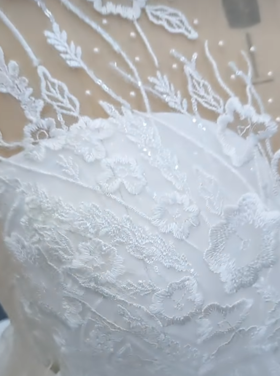 Dentelle Brodée Ivoire - Manette