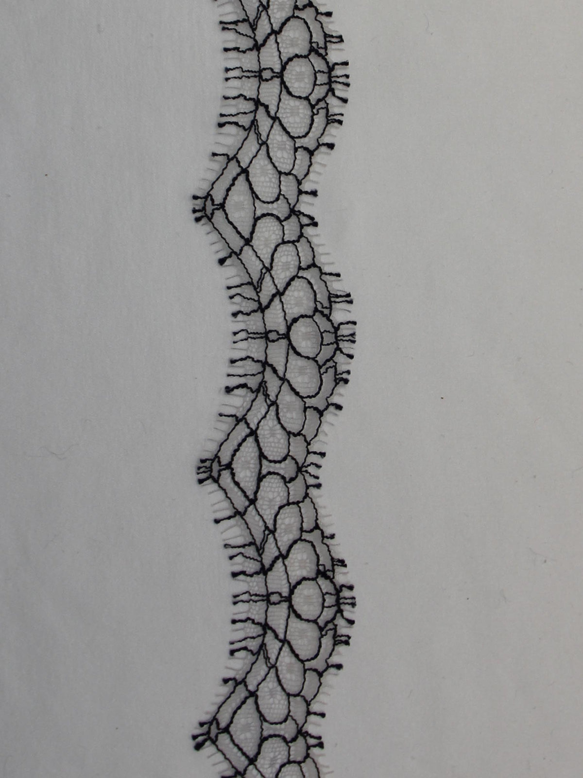 Bordure en dentelle marine - Darcey