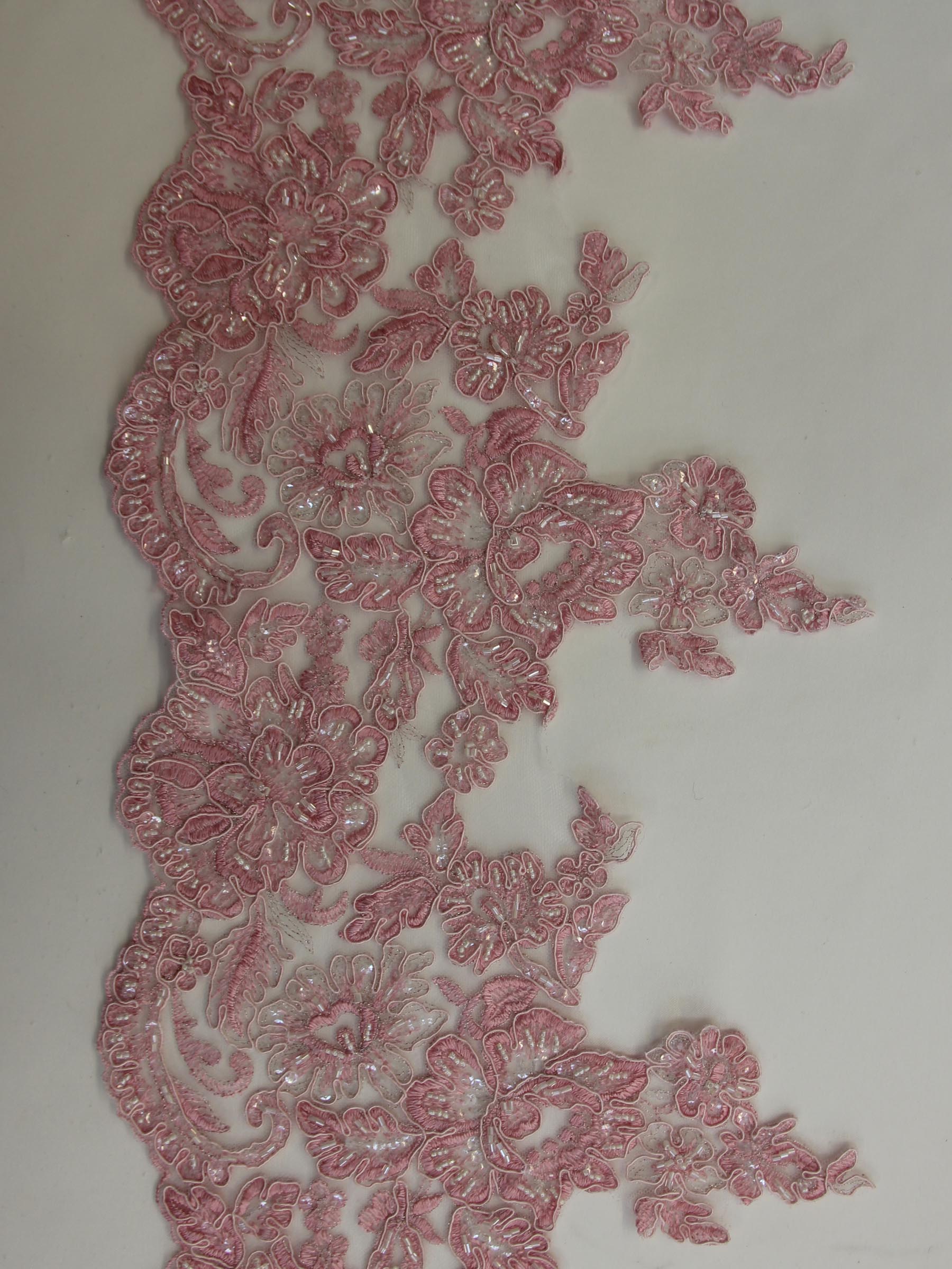 Bordure en dentelle rose Peony - Victoria.