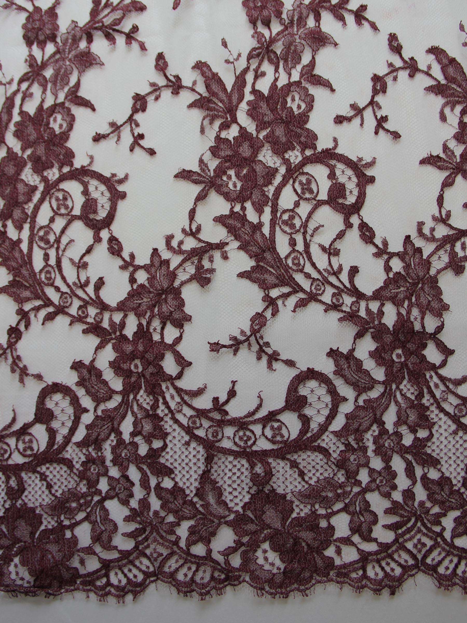 Dentelle prune - Kate.