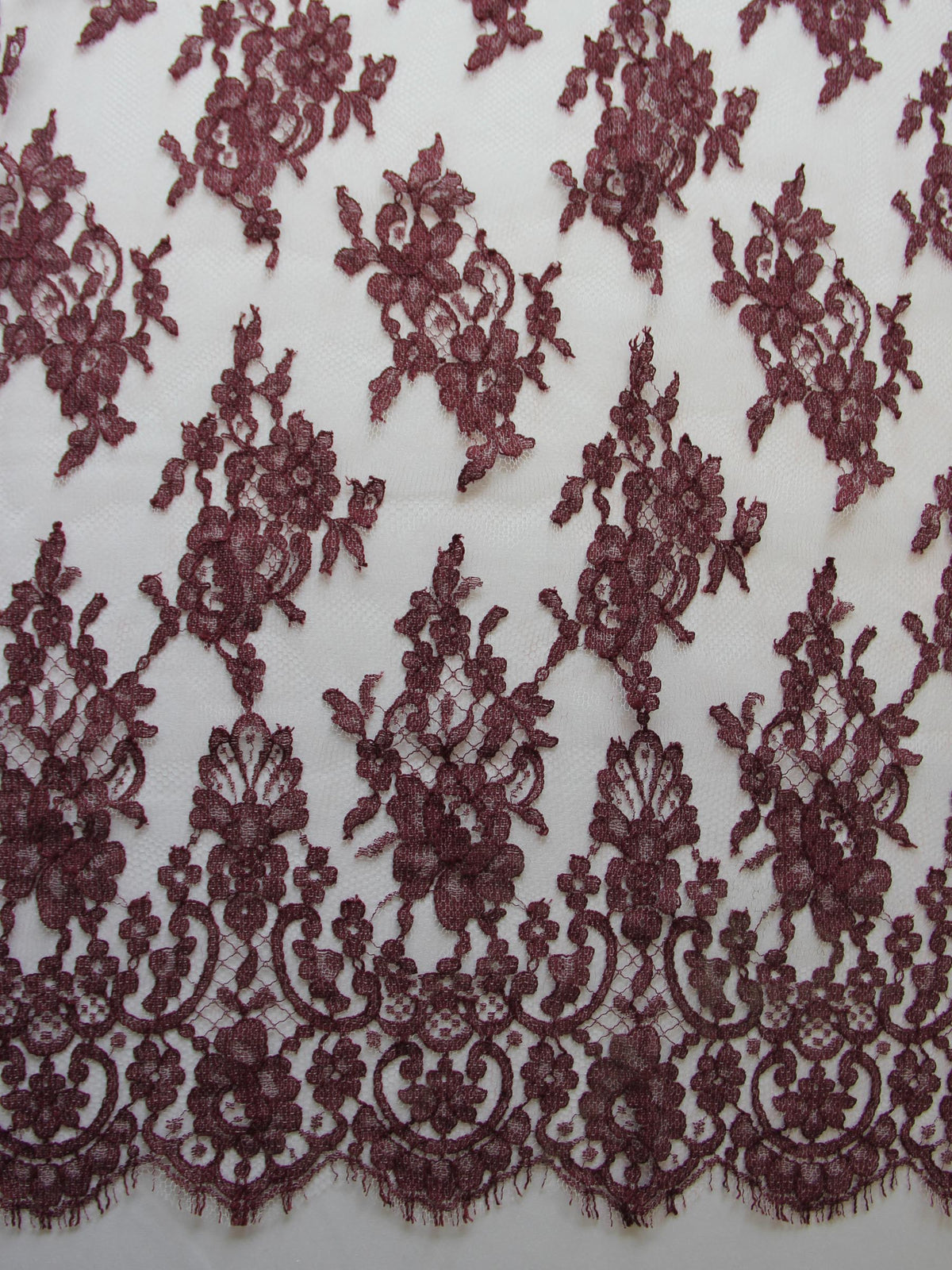 Dentelle Plum - Natasha.