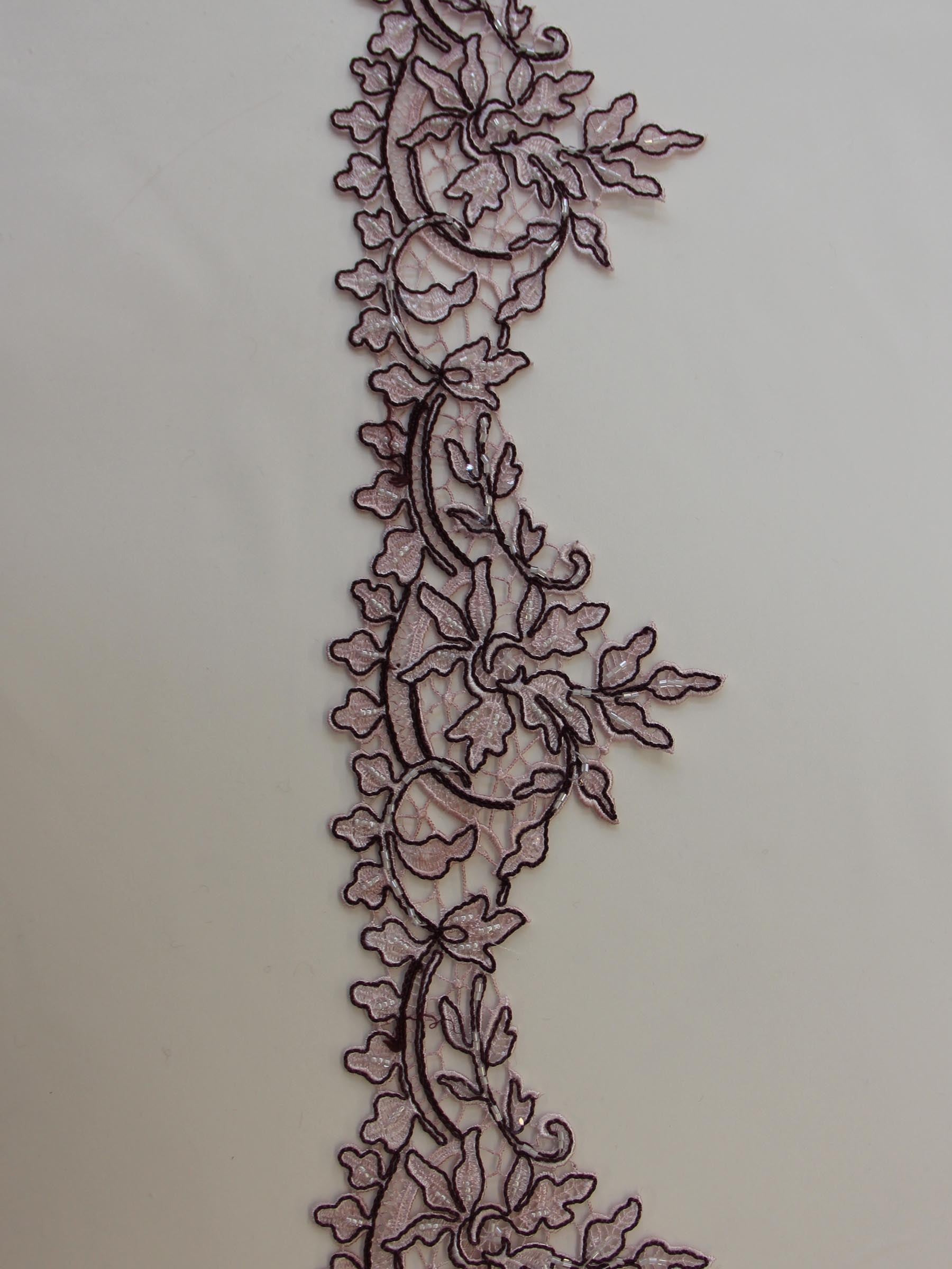 Bordure en dentelle prune - Martina.