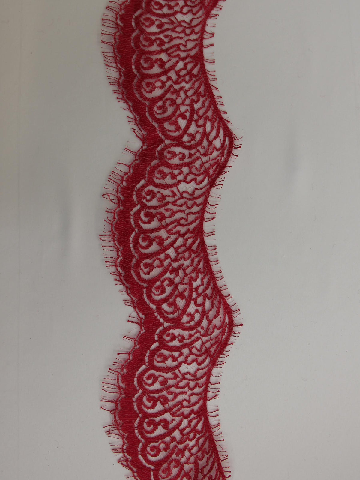 Bordure en dentelle rouge - Felicity.