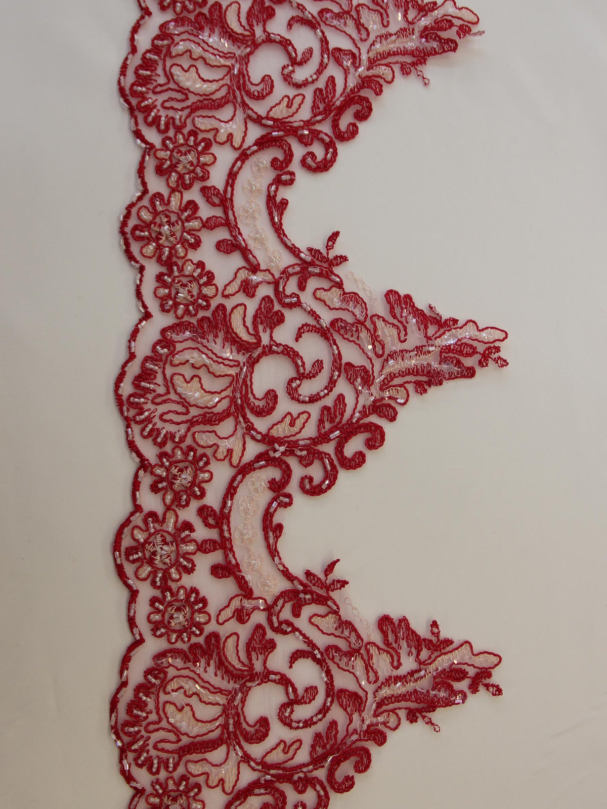 Bordure en dentelle rouge - Jessica.