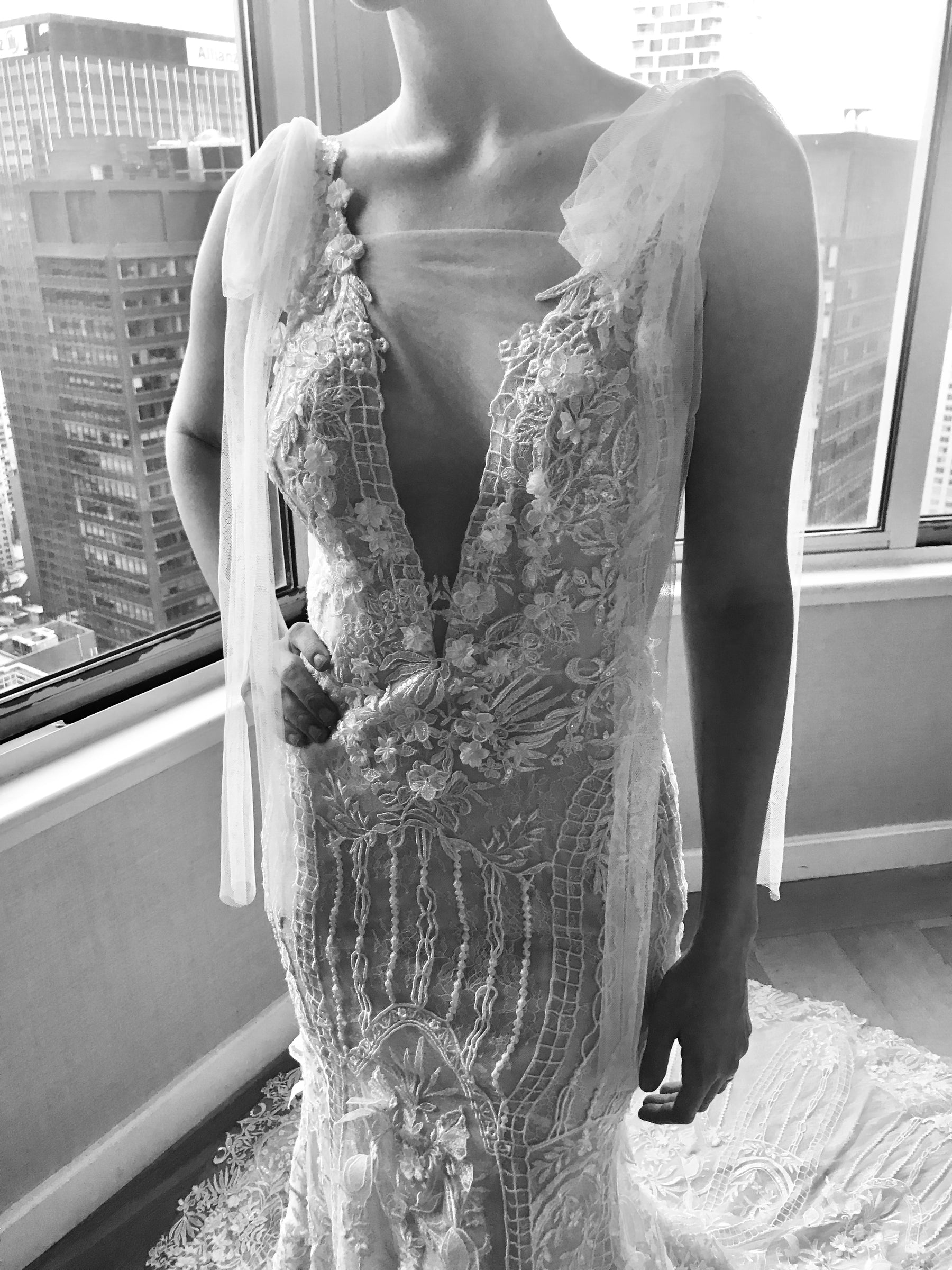 Dentelle Ivoire – Carlotta