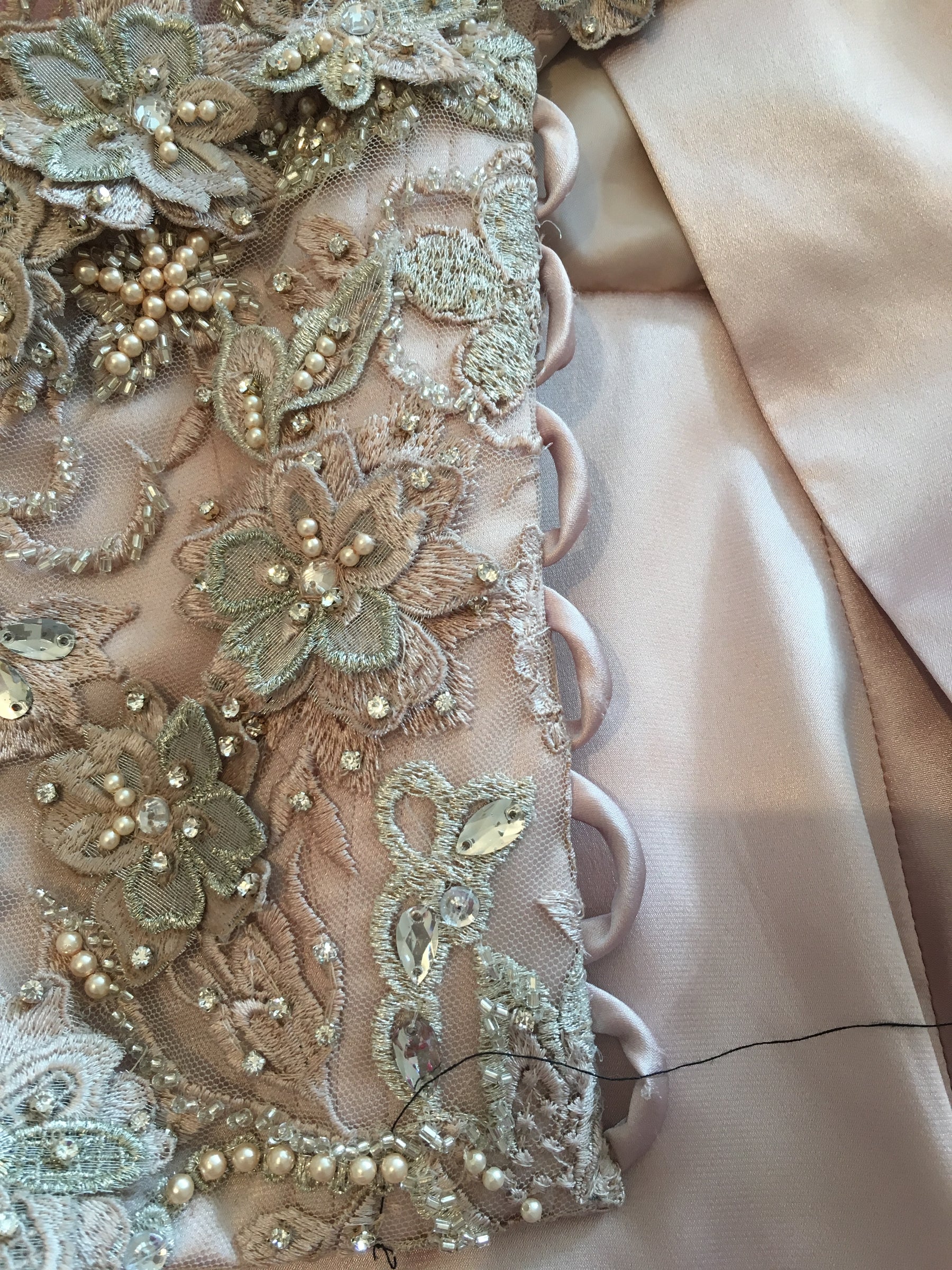 Dentelle Perlée Blush - Renata