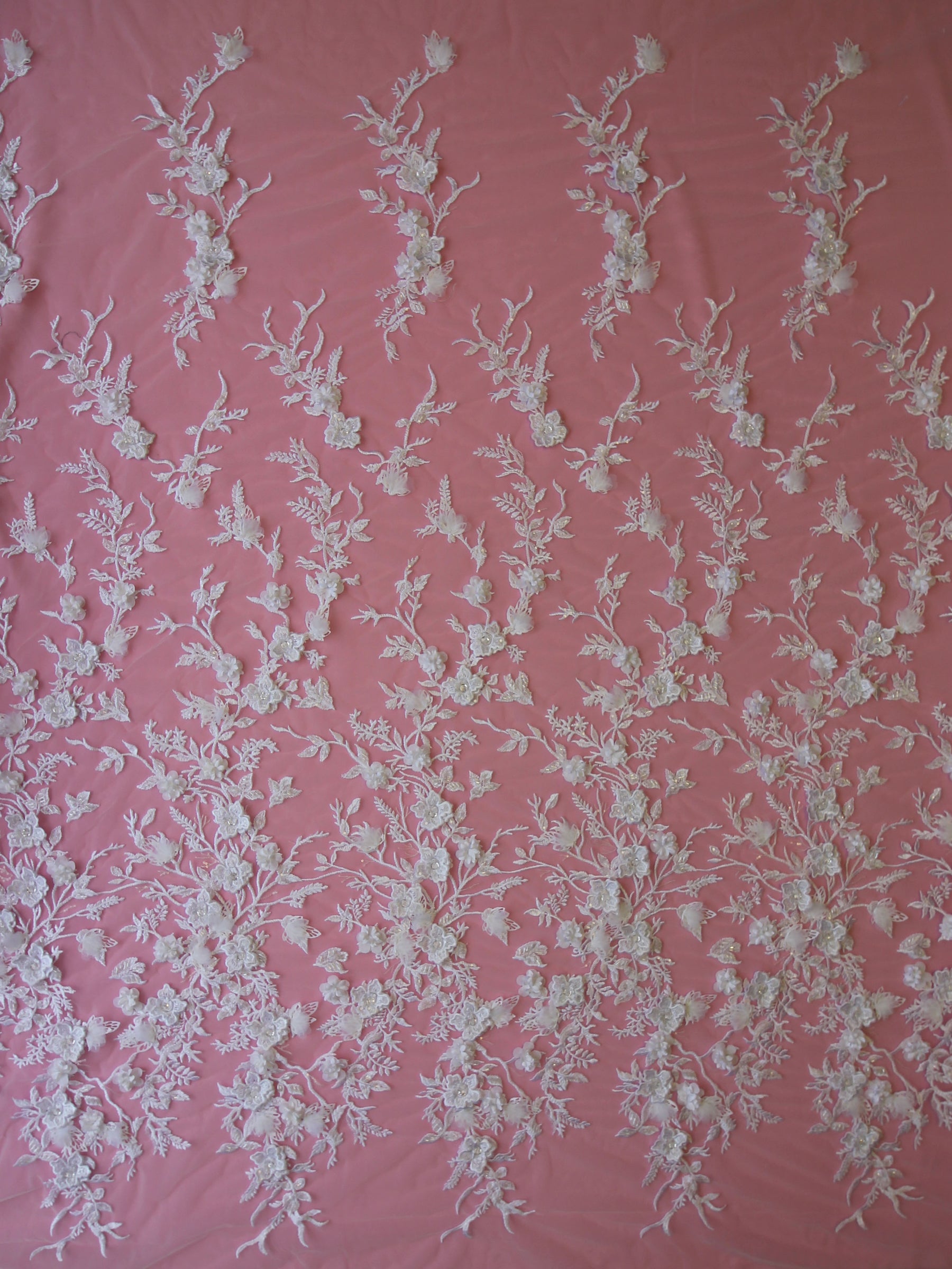 Dentelle 3D brodée blanche - Abiona