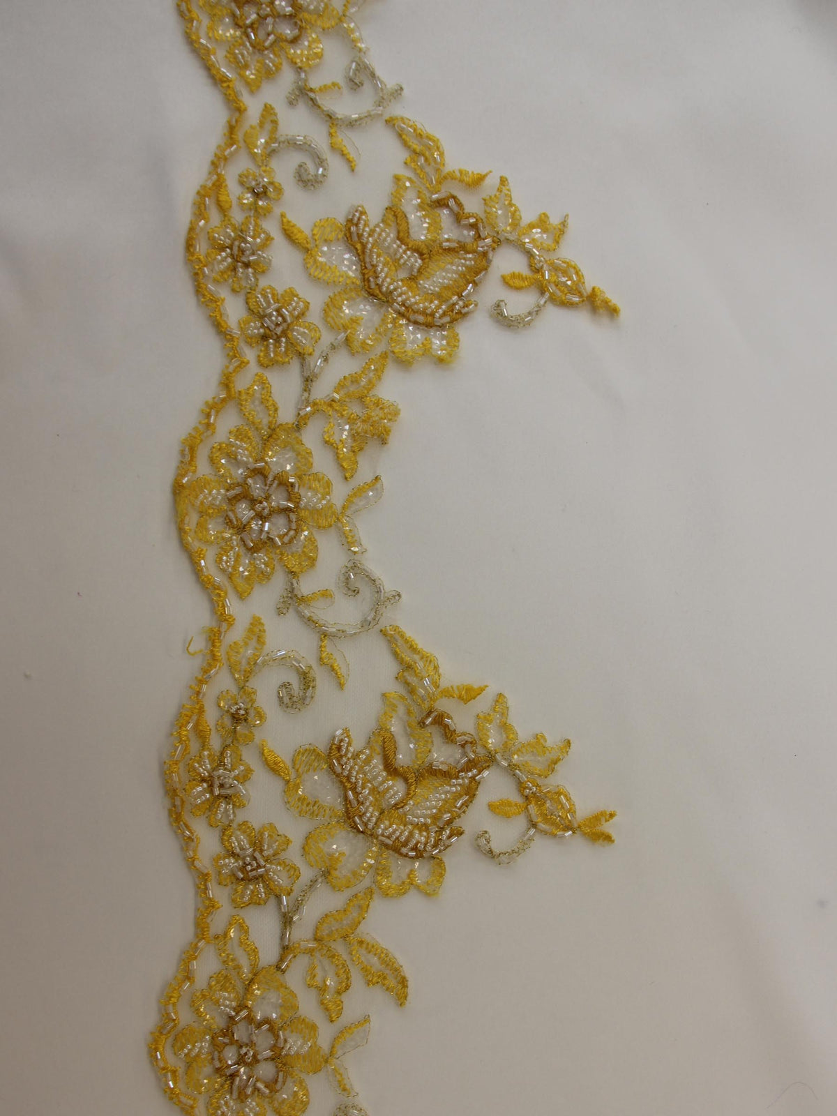 Bordure de dentelle jaune tournesol - Chloe