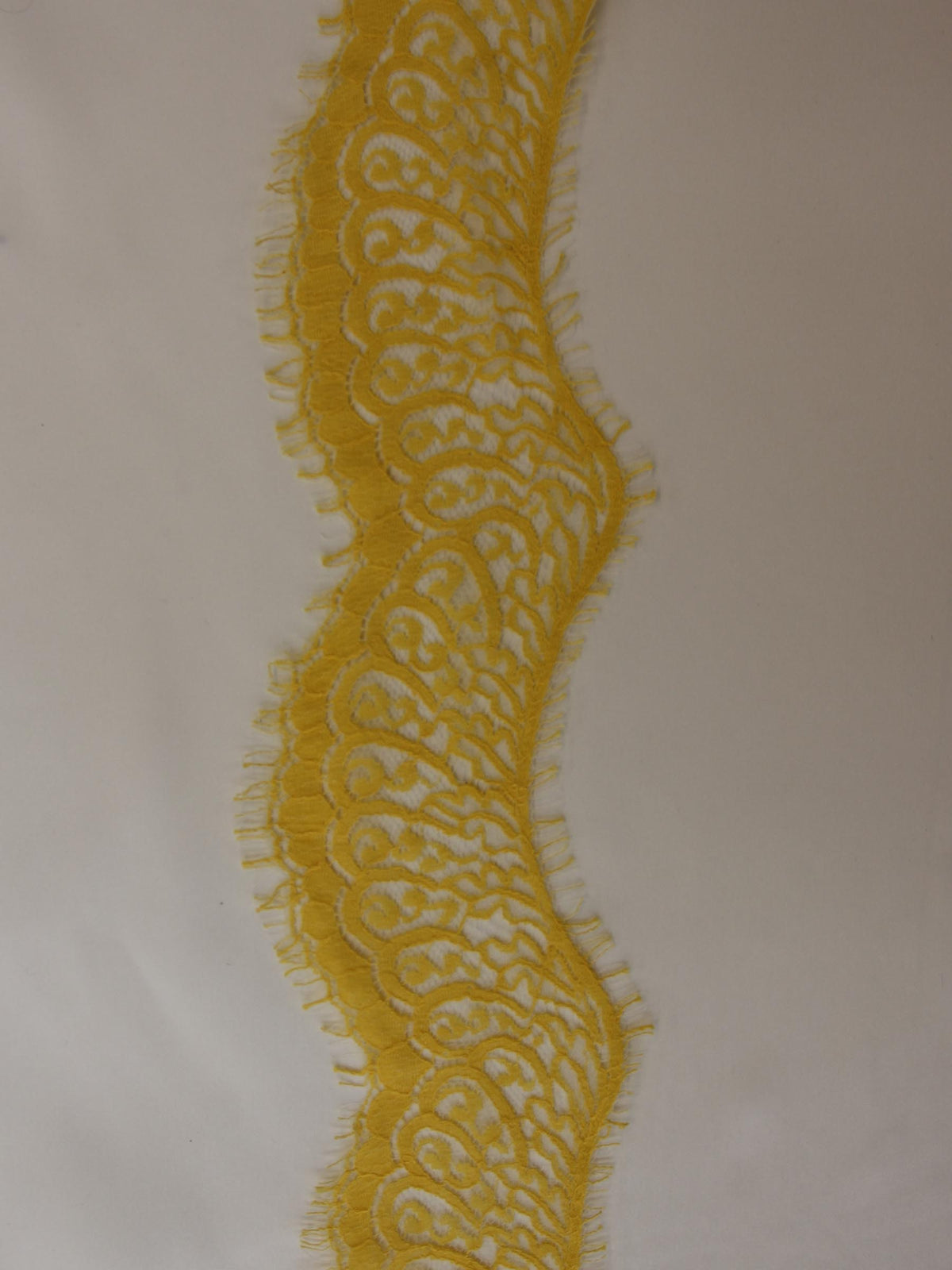 Bordure de dentelle jaune - Felicity