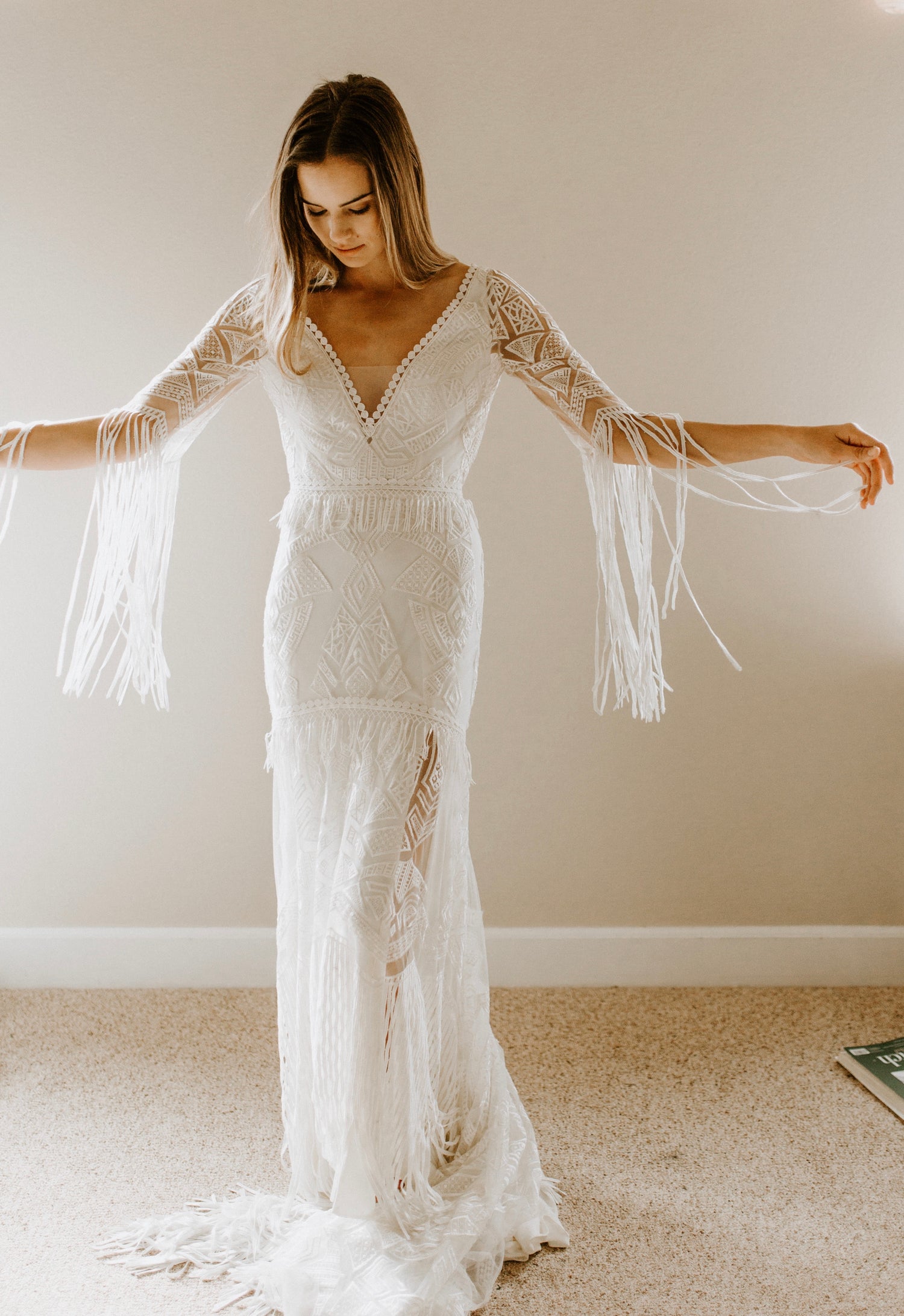 Essence Lace dress5