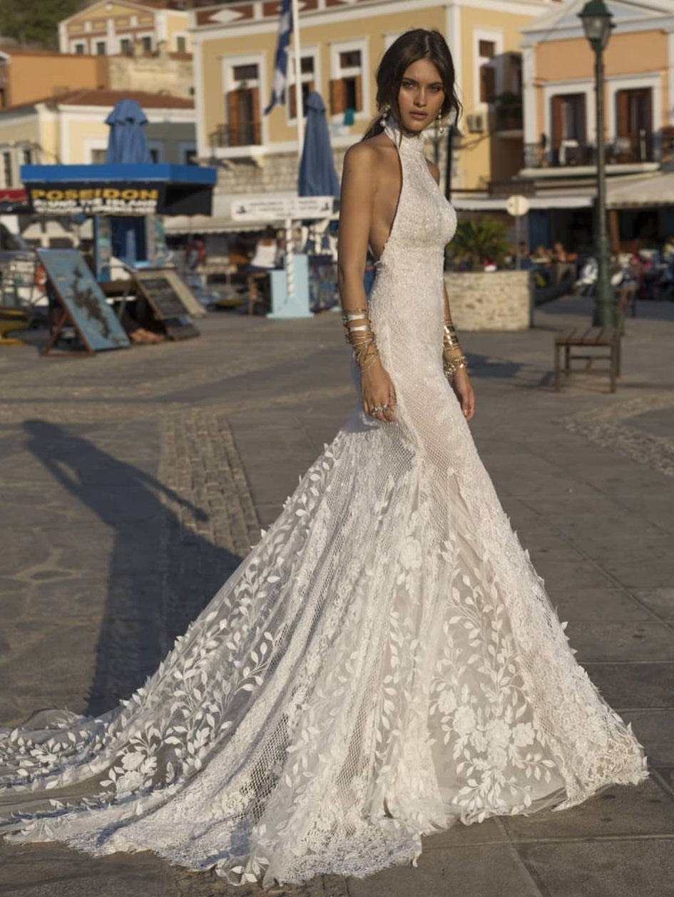 Wedding dress using ivory lace Hayat as the base 1
