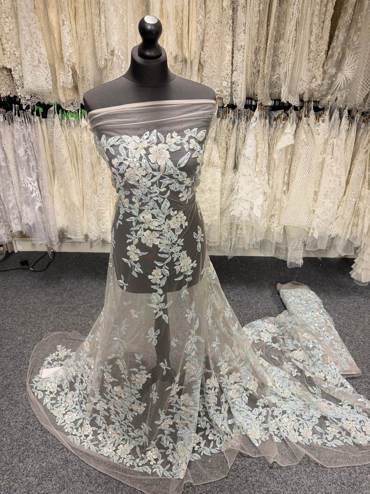 Tulle brodé de perles gris/bleu - EB1085