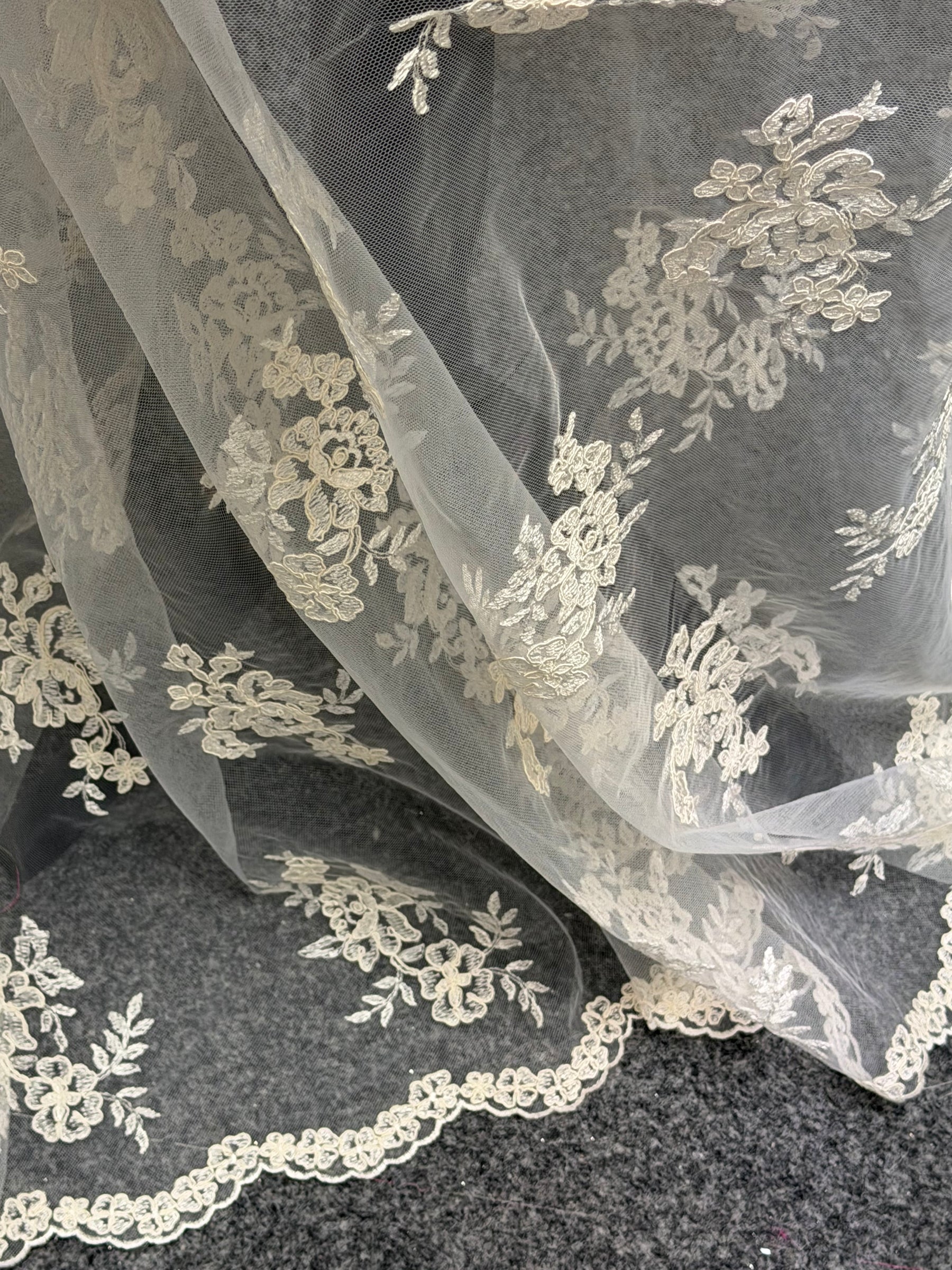Dentelle cordée ivoire sans perles - Nightfall
