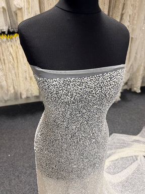 Tulle brodé de perles ivoire - EB1012