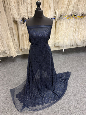 Tulle brodé de perles 3D bleu marine - EB1021
