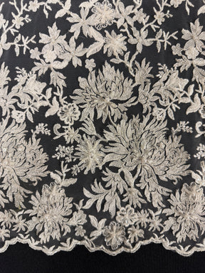 Tulle découpé au laser, brodé de perles ivoire/argent - EB1075