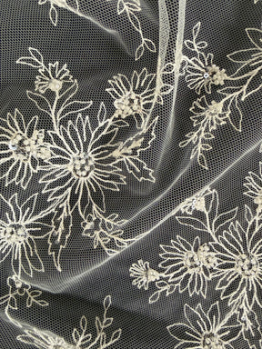 Tulle brodé de perles ivoire - EB1084