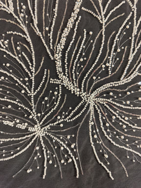 Tulle brodé de perles ivoire - EB1087