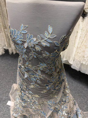 Dentelle bleue avec liseré doré - Kylar