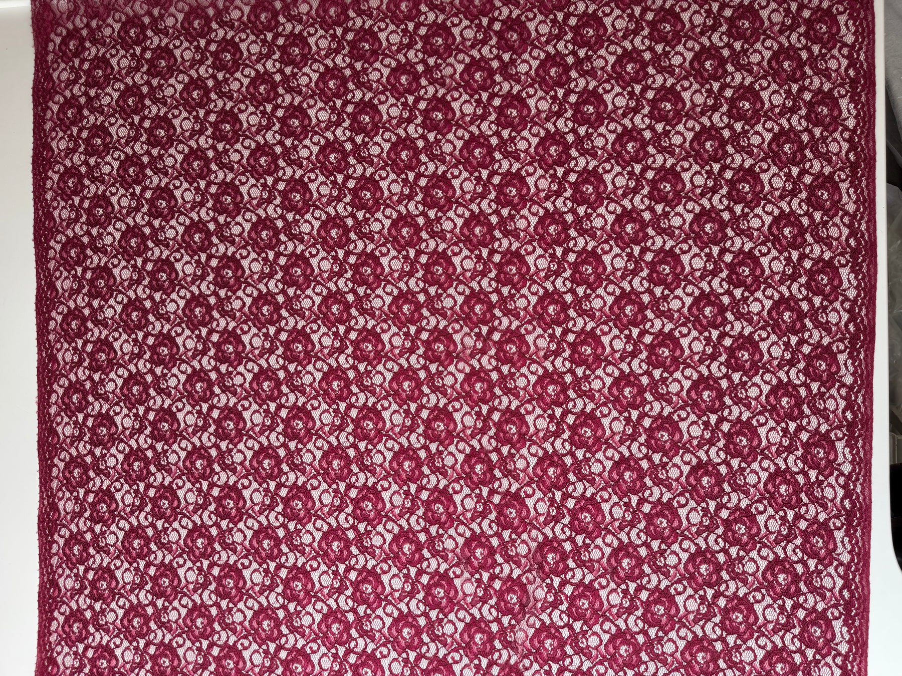 Dentelle extensible cordée lie de vin - P619