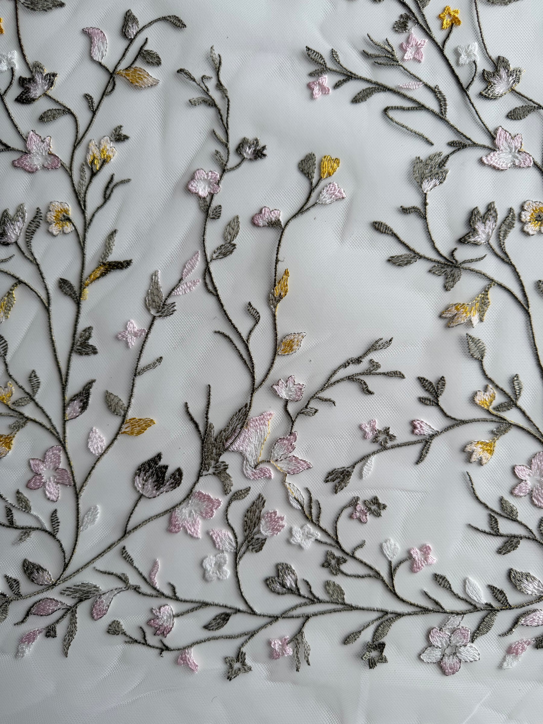 Dentelle brodée multicolore - Mania