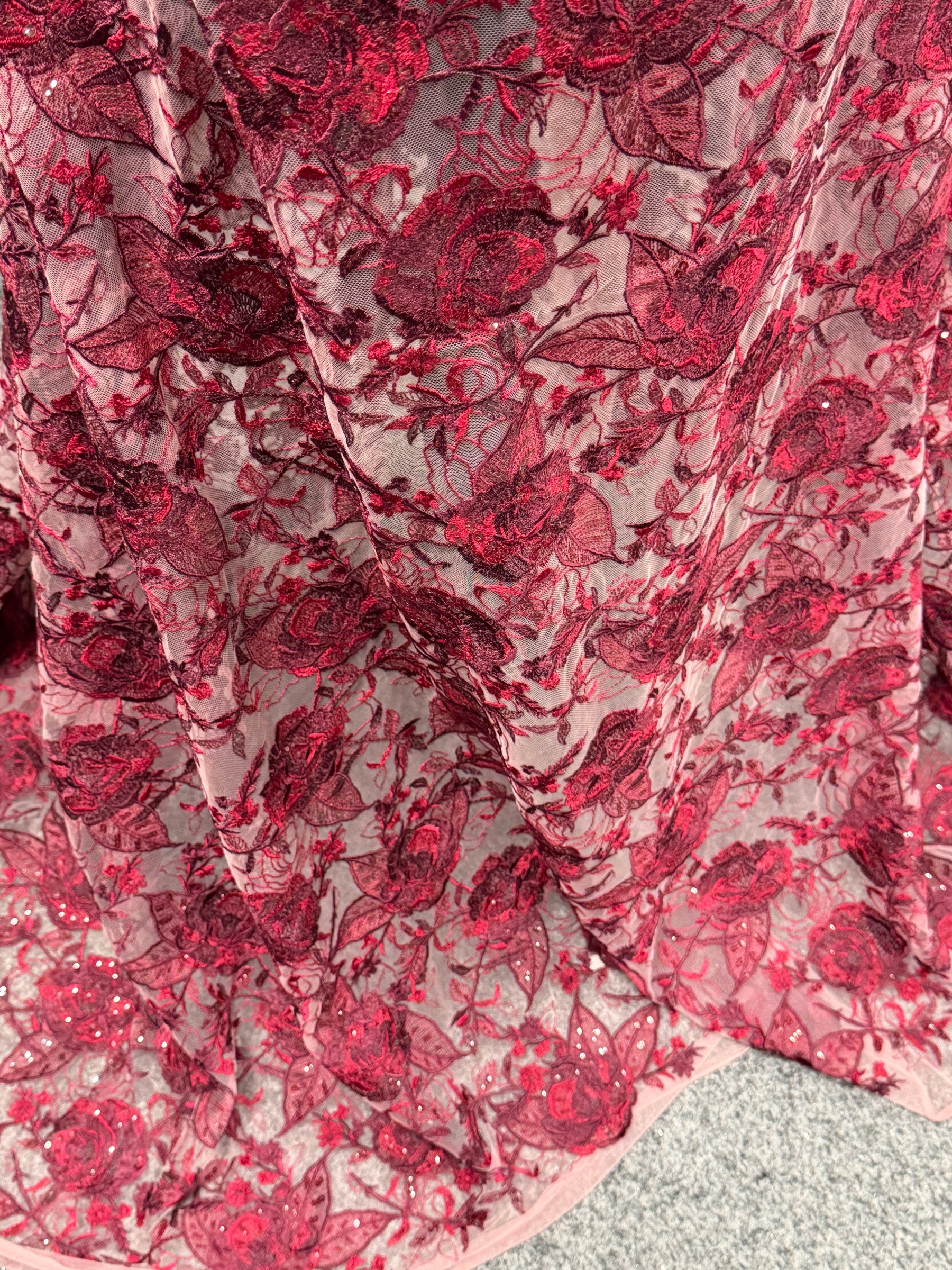 Dentelle à sequins brodée couleur vin – EB3059