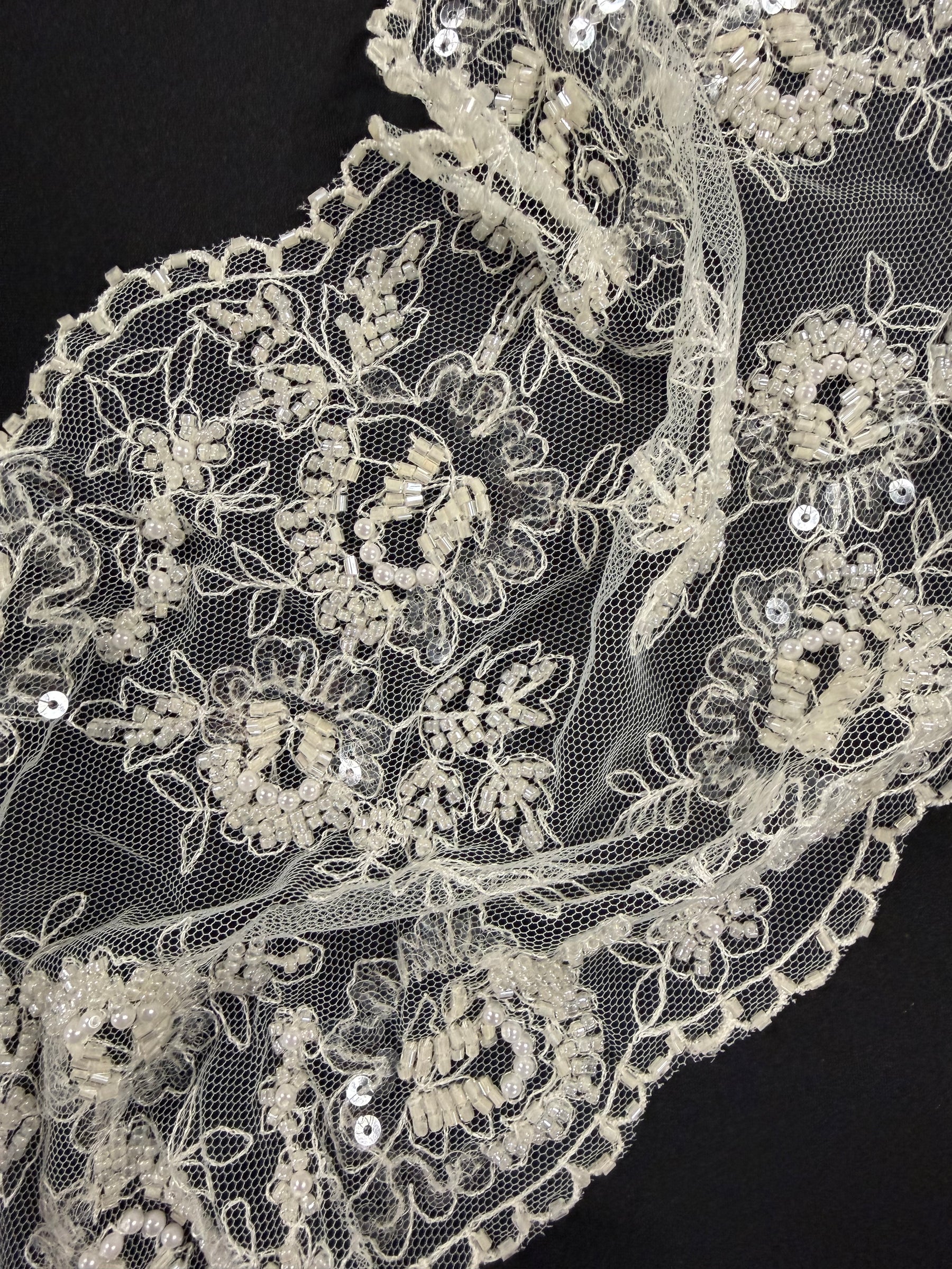 Bordure en dentelle Rachel ivoire - T627