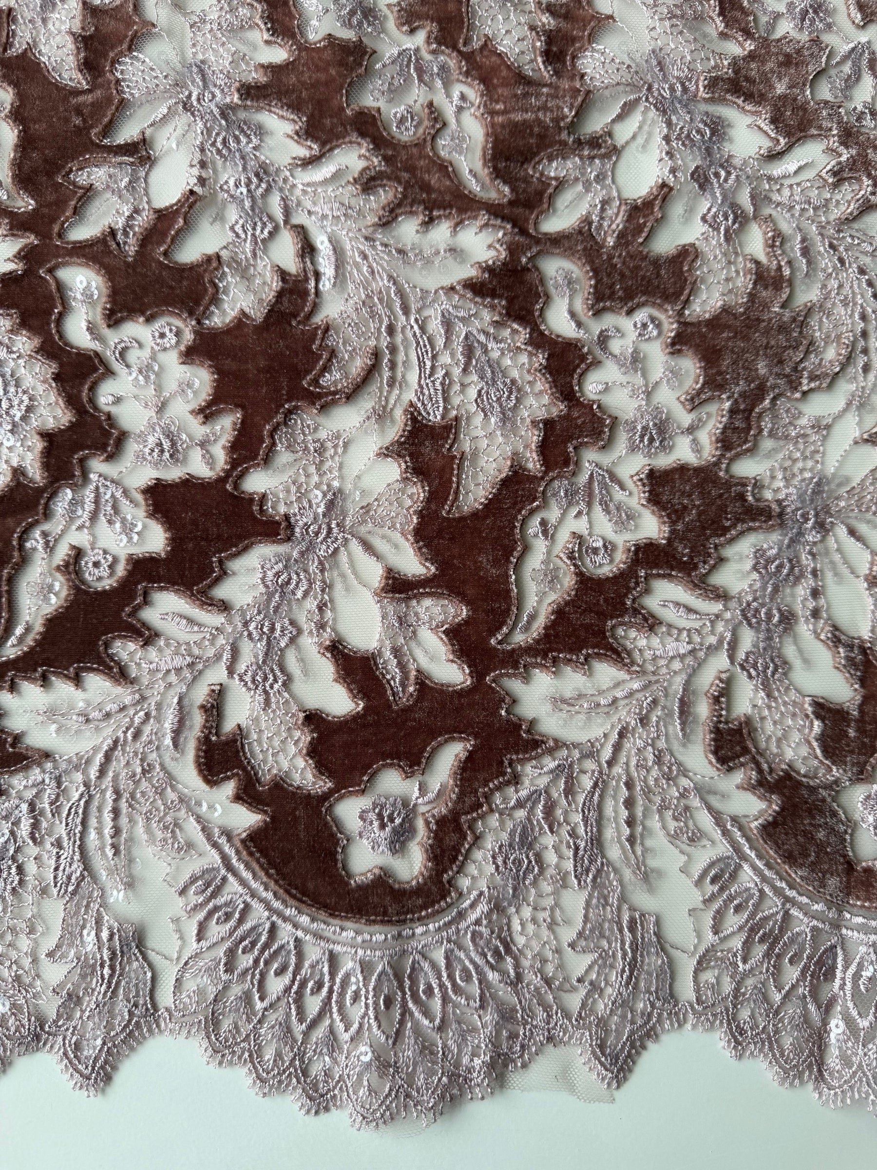 Dentelle en velours 3D effet vison - EB3023