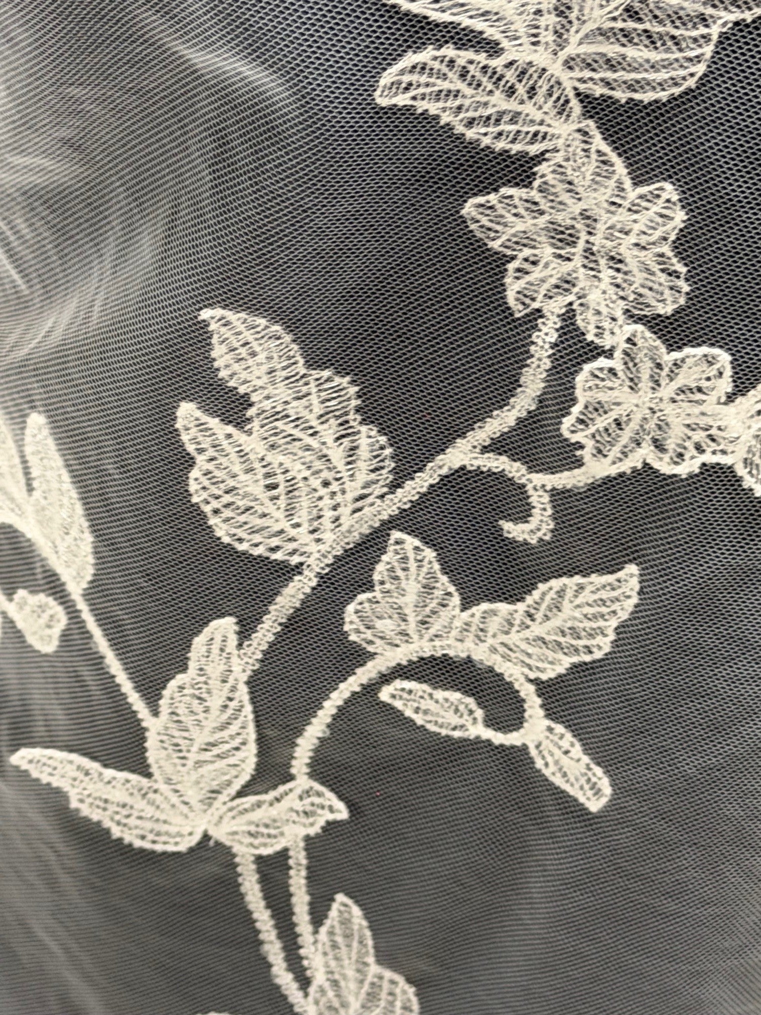 Ivory Sequin Lace - EB3040