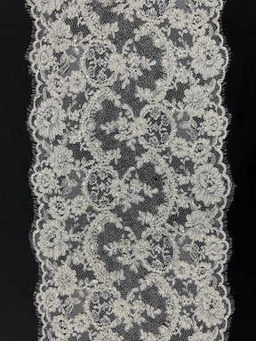 Ivory Corded Lace Trim - Tangent