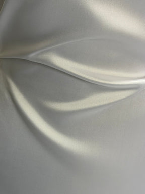 Mélange de soie blanc Mikado doux - P608