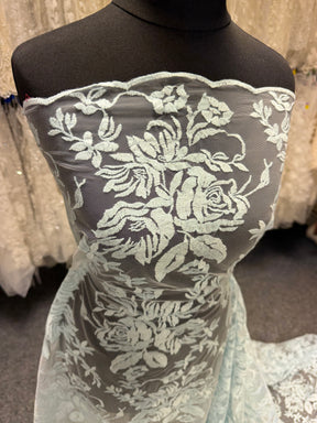 Dentelle brodée bleu ciel – EB5018