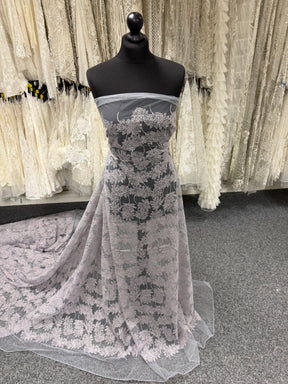 Dentelle brodée à motifs floraux lavande - EB5037