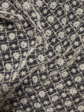 Tulle brodé de perles ivoire - EB1059
