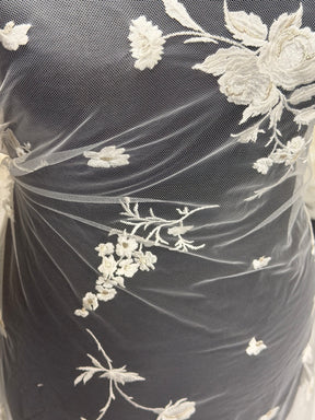 Dentelle brodée ivoire - EB5006