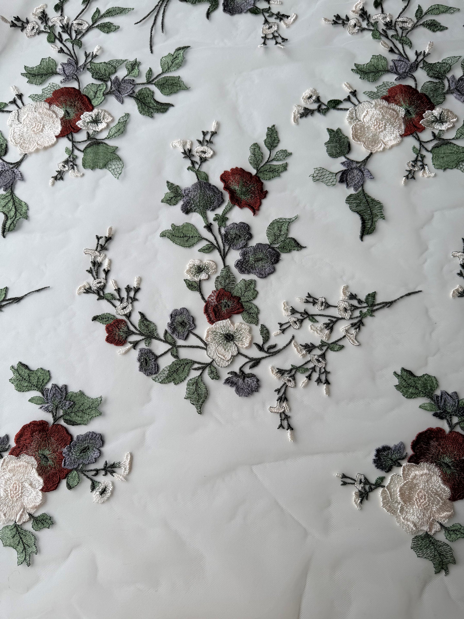 Dentelle ivoire, raisin et vin - EB5055