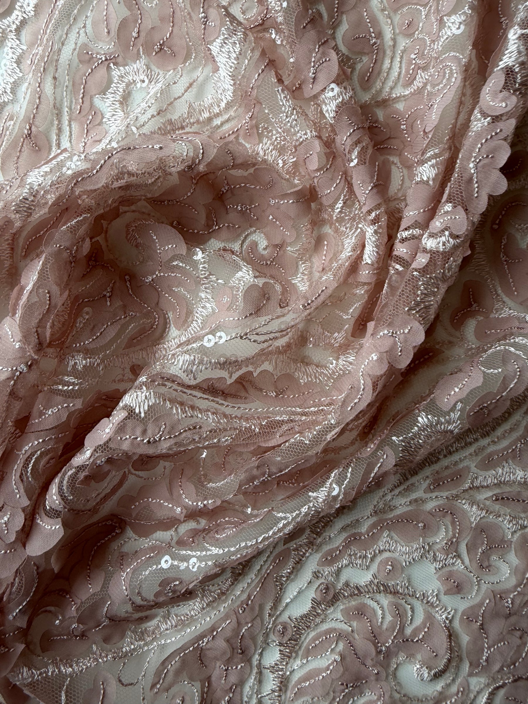Tulle à sequins brodé rose poudré – EB3008