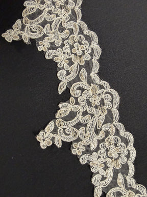 Ivory Corded Lace Trim - T136