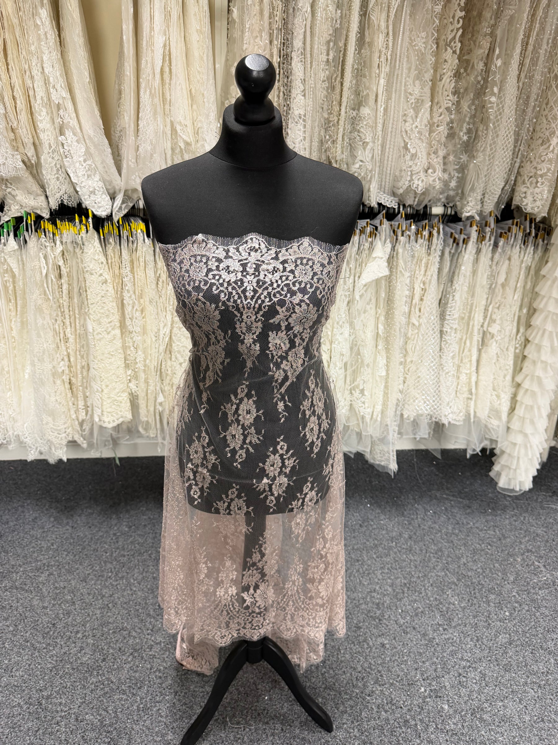 Dentelle Métallisée Française Rose Poudré - LA2003