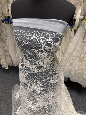 Dentelle Raschel à paillettes ivoire - EB3047