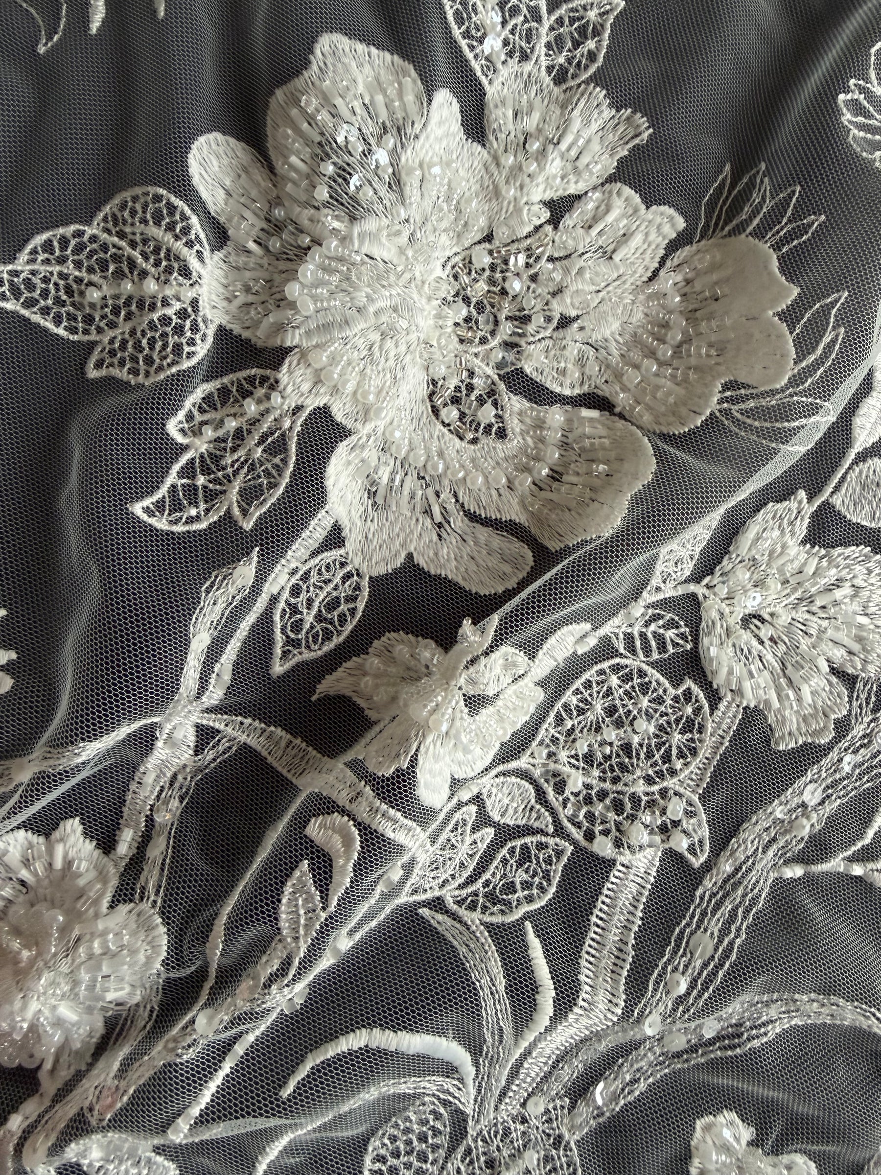 Dentelle perlée ivoire - Mattie
