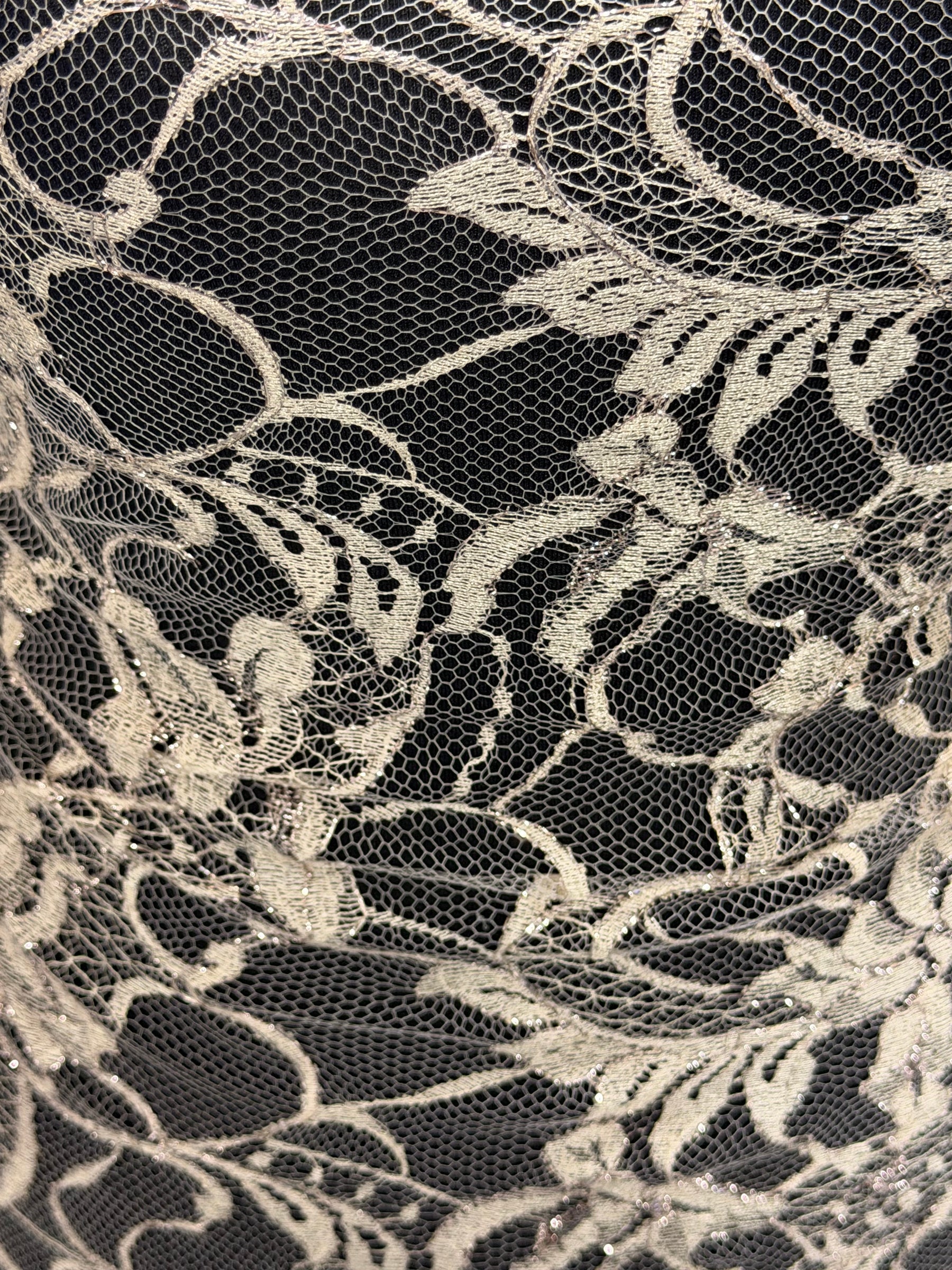 Dentelle française Rose foncé - LA2012