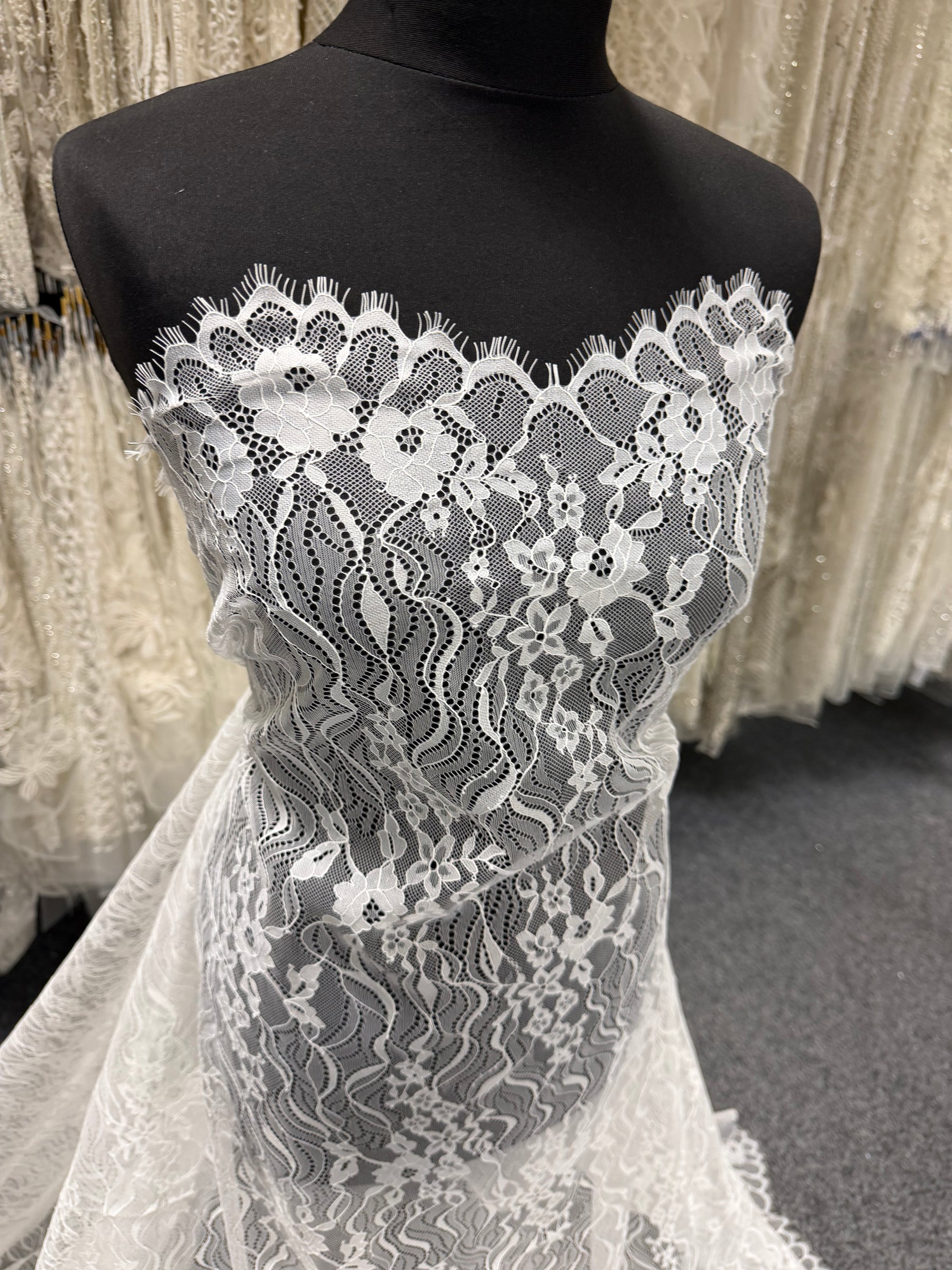 Dentelle Ivoire - LA1009