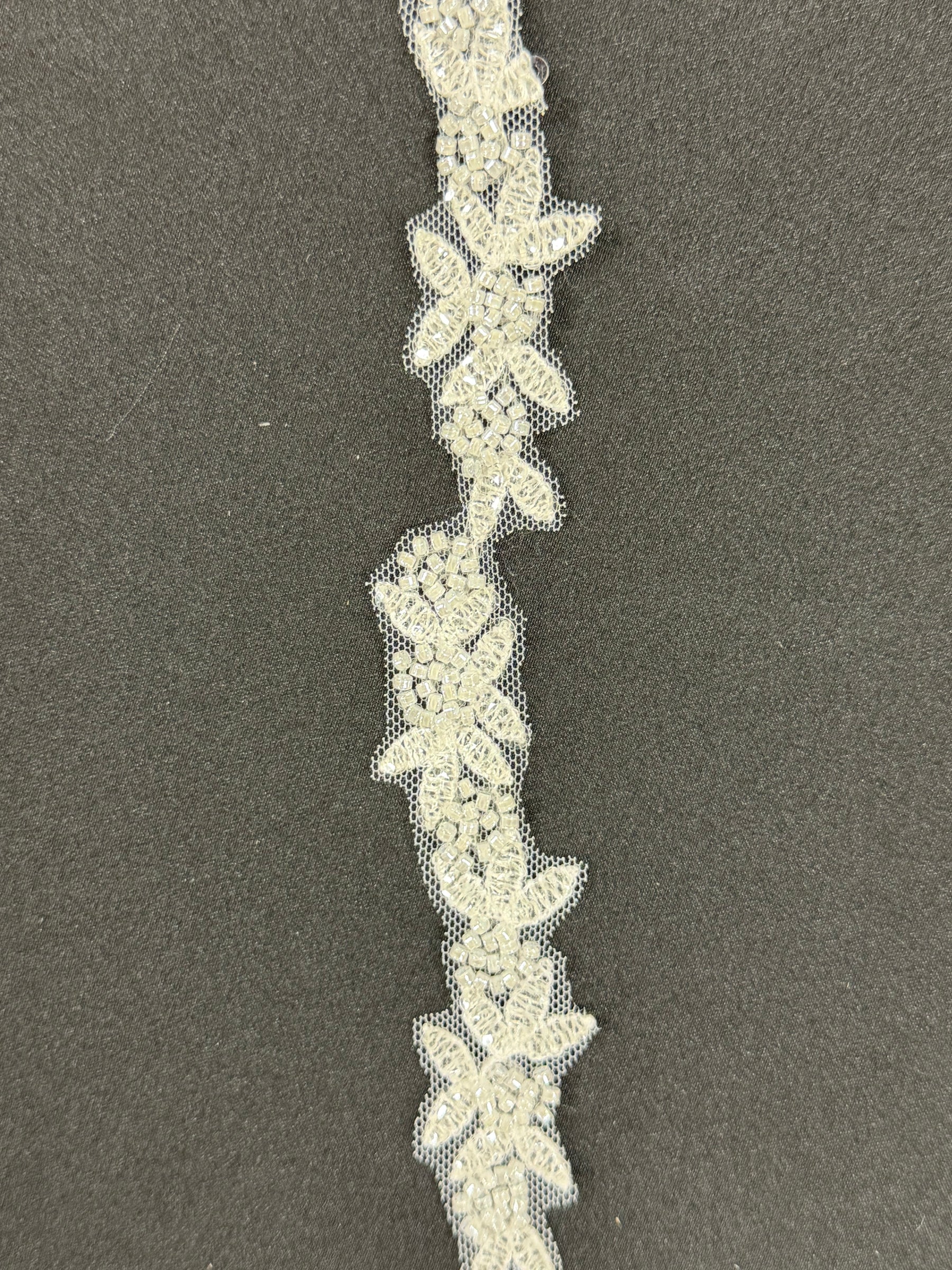 Galon de dentelle perlée ivoire - EH2013