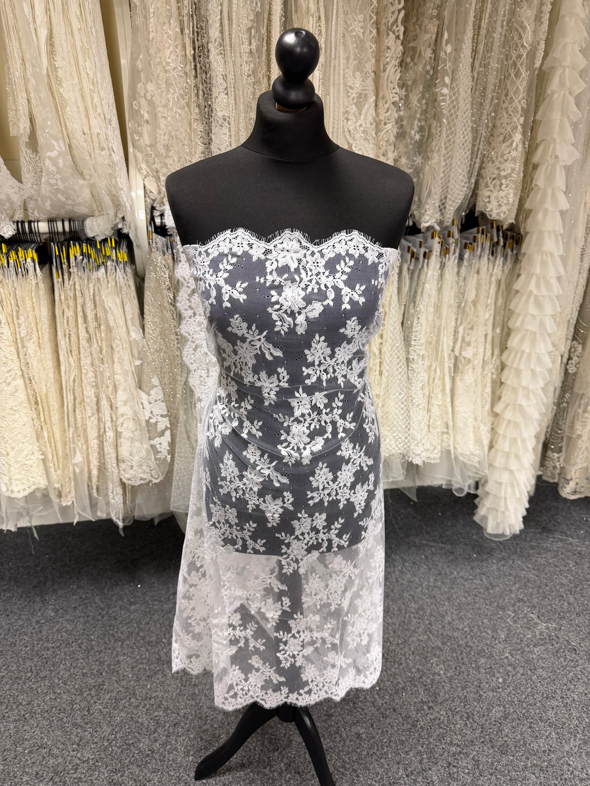 Dentelle Française Blanche - LA2011